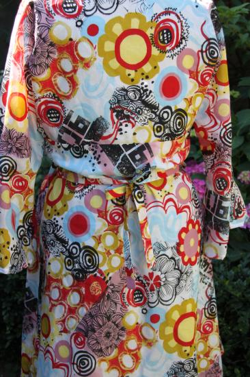 Robe estivale détail noeud ceinture (dos)